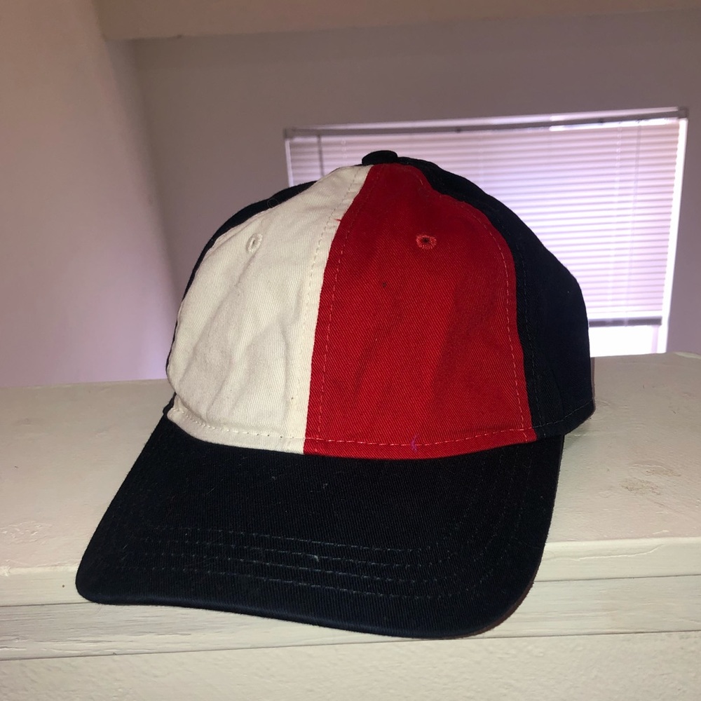 Tommy Hilfiger Hat